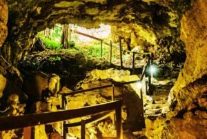 tours a galápagos 4d 3n túneles